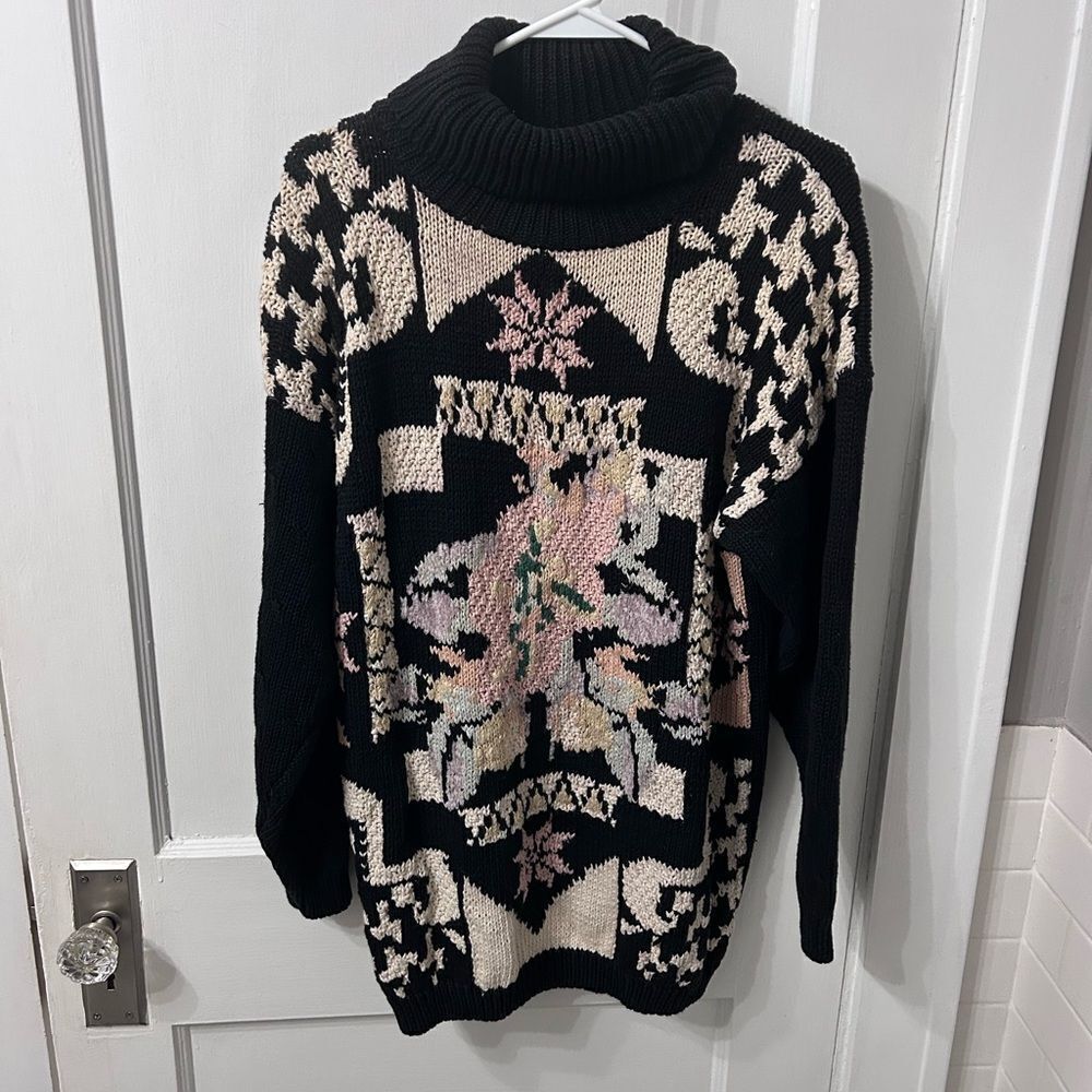 Vintage Patterned Turtleneck Sweater
